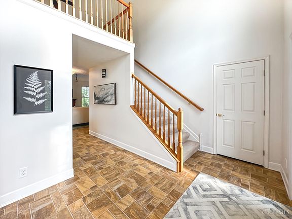3rd image of 484 Silverwood Farms Dr