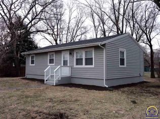 211 Railroad St, Meriden, KS 66512