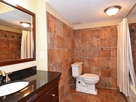 2nd image of 11801 Rockville Pike APT 209