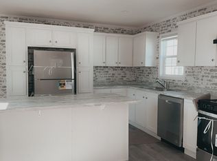 154 S Vevay Dr, Mason, MI 48854
