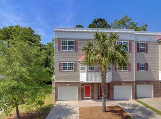 4630 N Palm View Cir, North Charleston, SC 29418