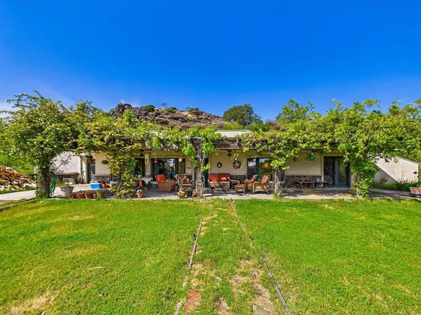 2980 Flat Rock Rd, Garberville, CA 95542