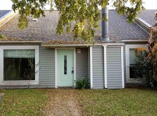 9015 Pecan Tree Dr, Baton Rouge, LA 70810