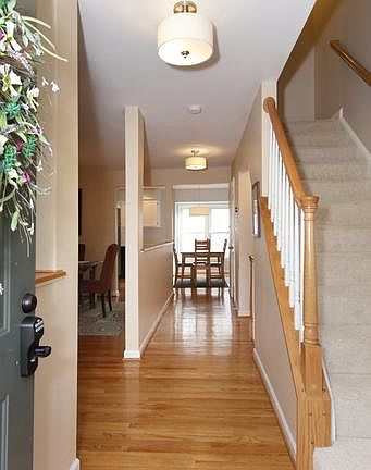 3rd image of 5464 New London Park Dr
