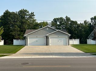 3814 W Wackerly Rd, Midland, MI 48640