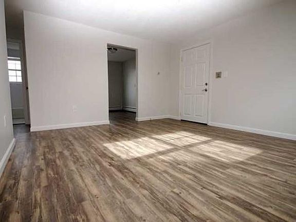 3rd image of 12 Tremont St APT 4