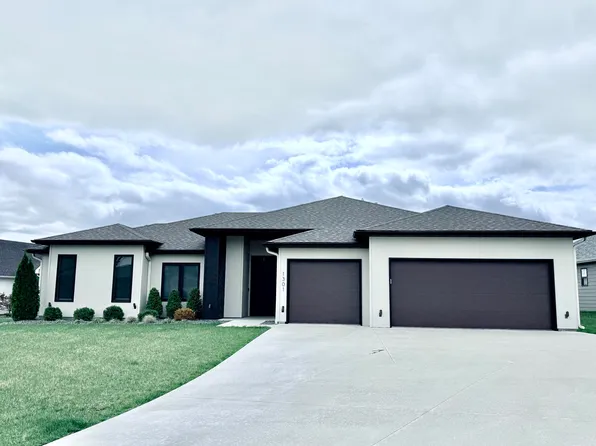 1301 Haxby Ct, Columbia, MO 65201