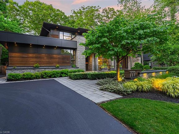3rd image of 777 Shadeland Ave