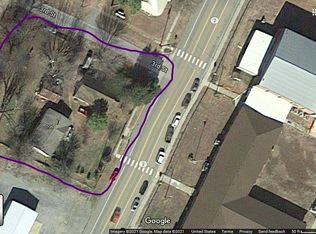 206 N Main St, Kinta, OK 74552