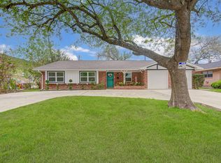 8706 Glen Valley Dr, Houston, TX 77061