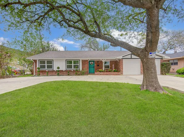 8706 Glen Valley Dr, Houston, TX 77061