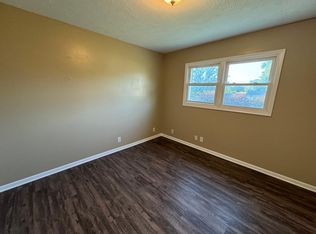 1903 E Dodge St #C, Fremont, NE 68025