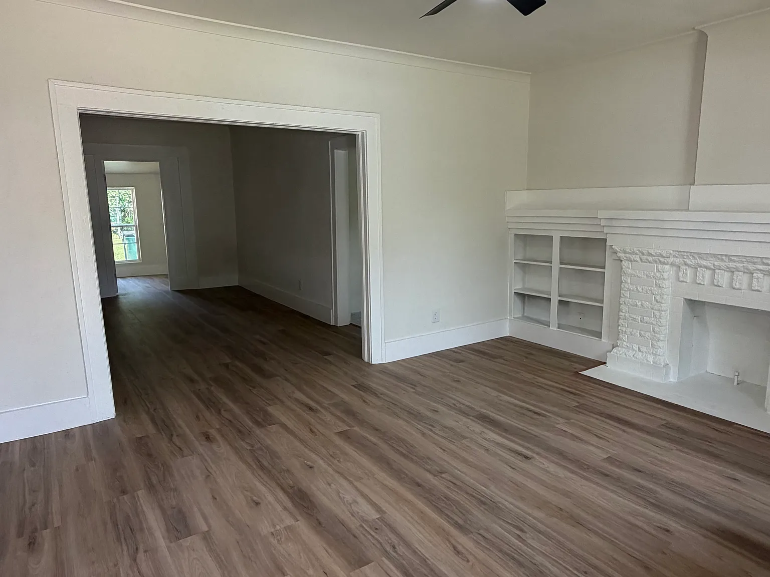 3 bed, 1174 sqft, $1,295 — Photo 3