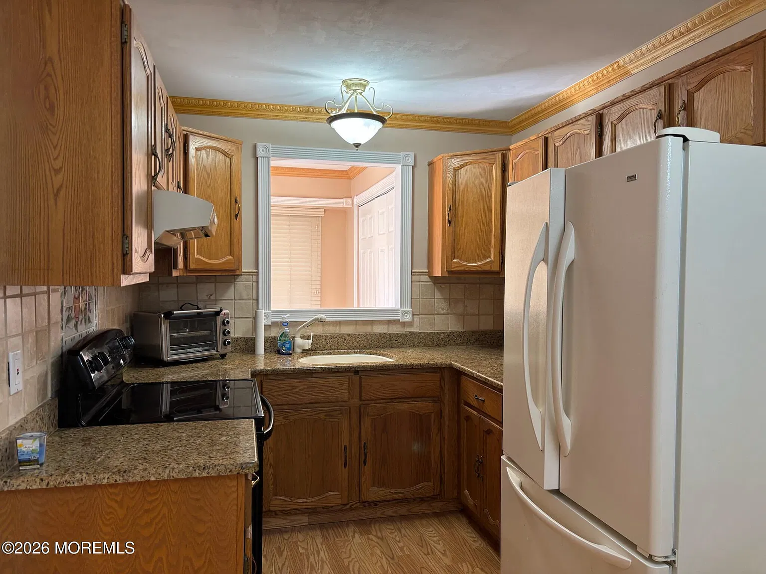 2 bed, $1,600 — Photo 4