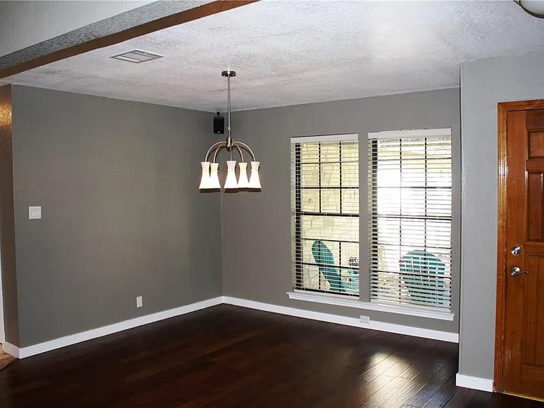 309 Juniper Dr — Photo 9