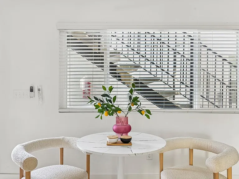 The Crest |NEWLY Renovated Studios, Lofts, 1, 2 & 3 Bedroom Homes Near the Beach — Photo 20