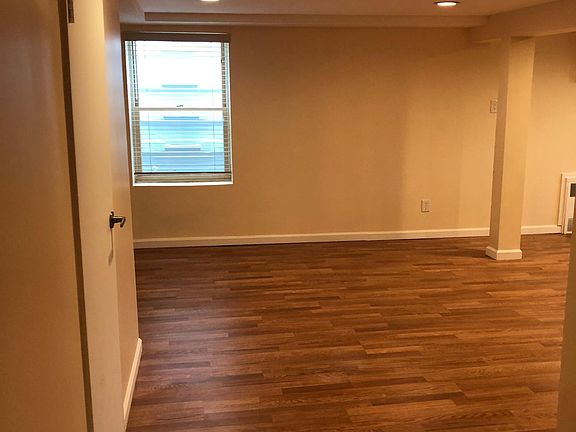 5th image of 214 N Maple St