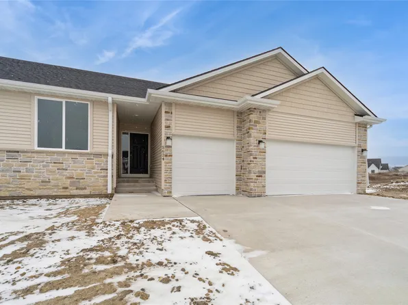 5624 NE Creek Ridge Dr, Ankeny, IA 50021