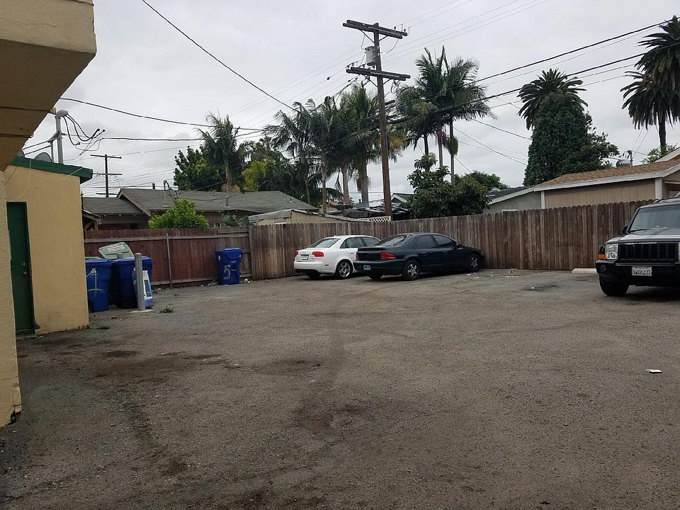2nd image of 2851 S Orange Dr APT 1