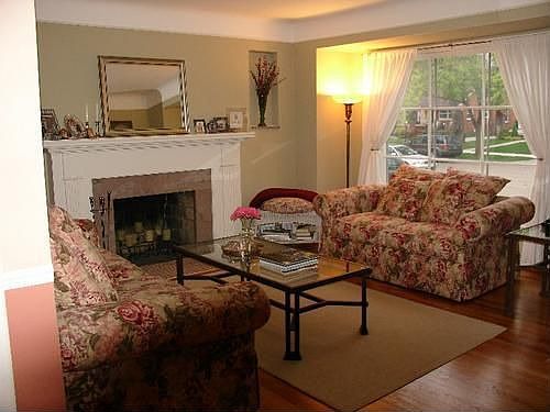2nd image of 1532 Mansfield Rd