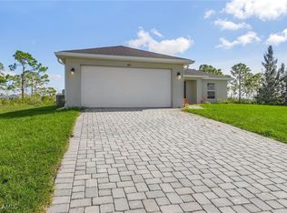2817 NW 22nd Pl, Cape Coral, FL 33993