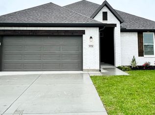 3024 Teller Dr, Bryan, TX 77808