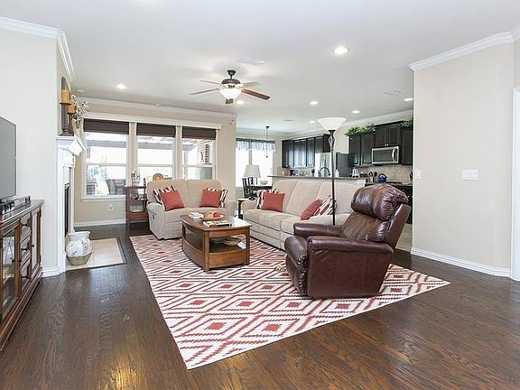 5th image of 2738 Oyster Bay Dr