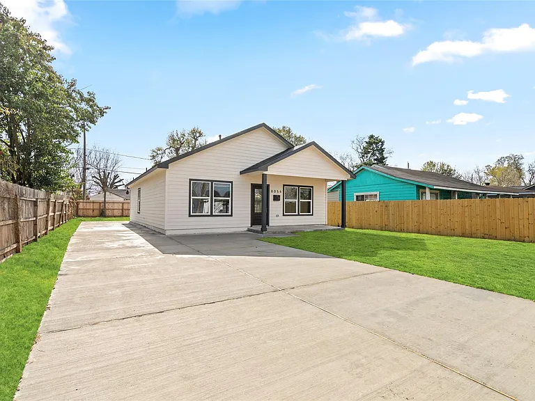 8056 Meadowbrook Dr — Photo 12