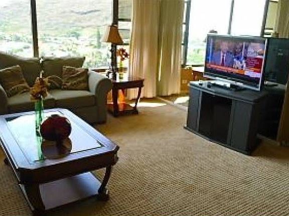 Entertainment center