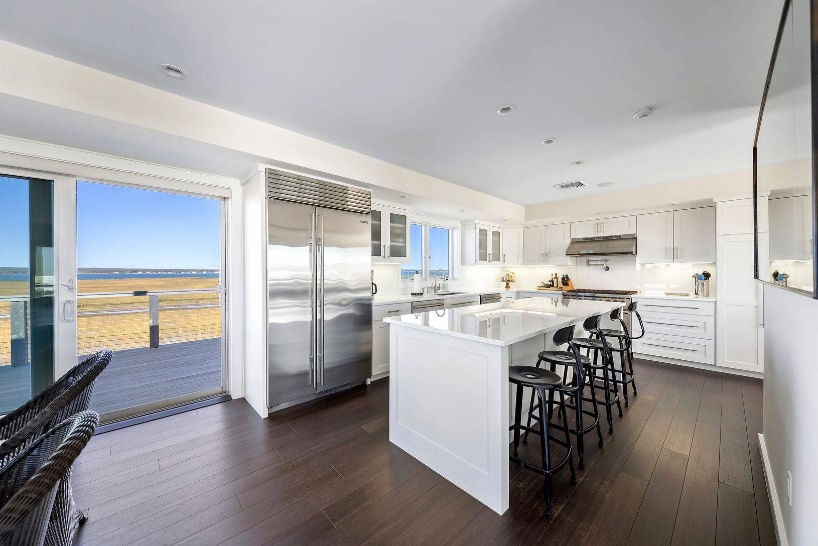  Kitchen with a View!