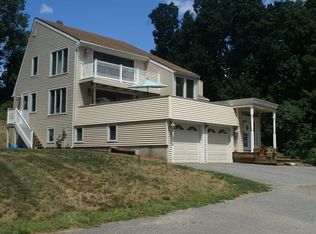 128 Russett Ln, North Andover, MA 01845