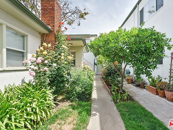 2nd image of 1445 Stanford St #D & D1
