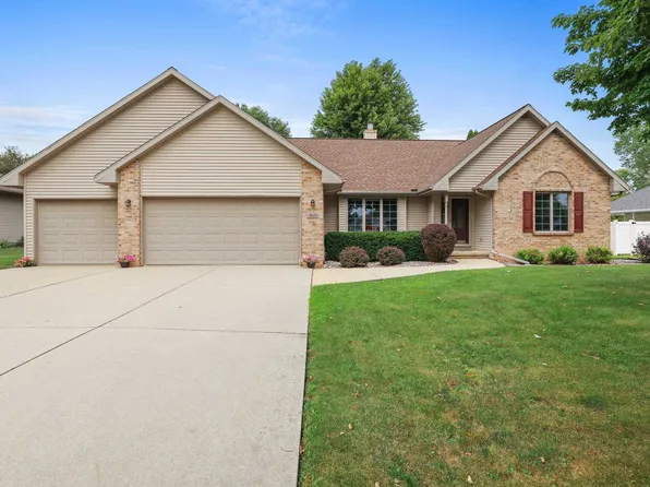 1809 Saddlebrook Ln, De Pere, WI 54115