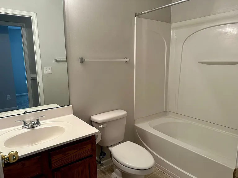 5091 Ballantine Dr — Photo 11