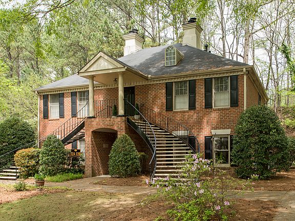 2nd image of 32 Plantation Dr NE #B