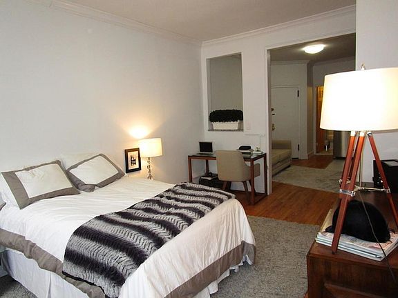 5th image of 103 Sullivan St APT 3A