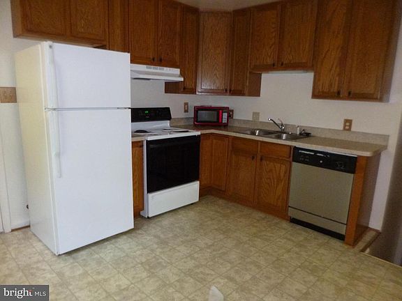 4th image of 165 Longstreet Ave