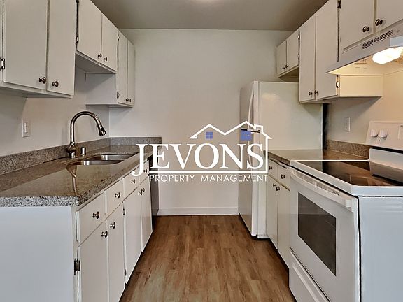 3rd image of 812 73rd Street Ct E #3
