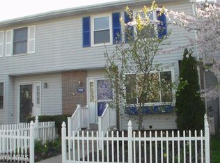 950 Sugar Maple St, Hampstead, MD 21074