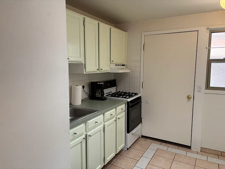 469 S Paseo Lobo — Photo 8
