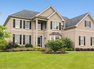 10 Olympic Dr, Barrington, IL 60010