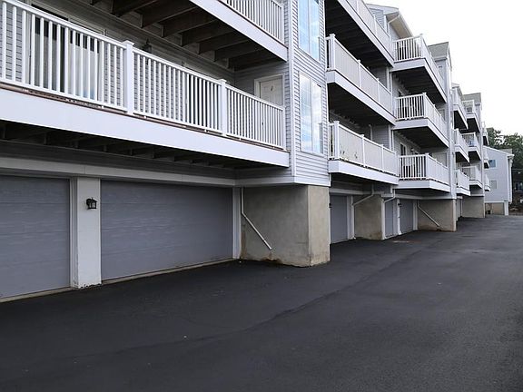 2nd image of 140 Quincy Ave Unit 24
