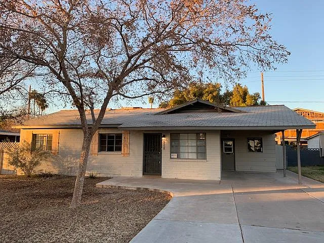 Such a fabulous street and great location close to everything! - 4528 E Glenrosa Ave