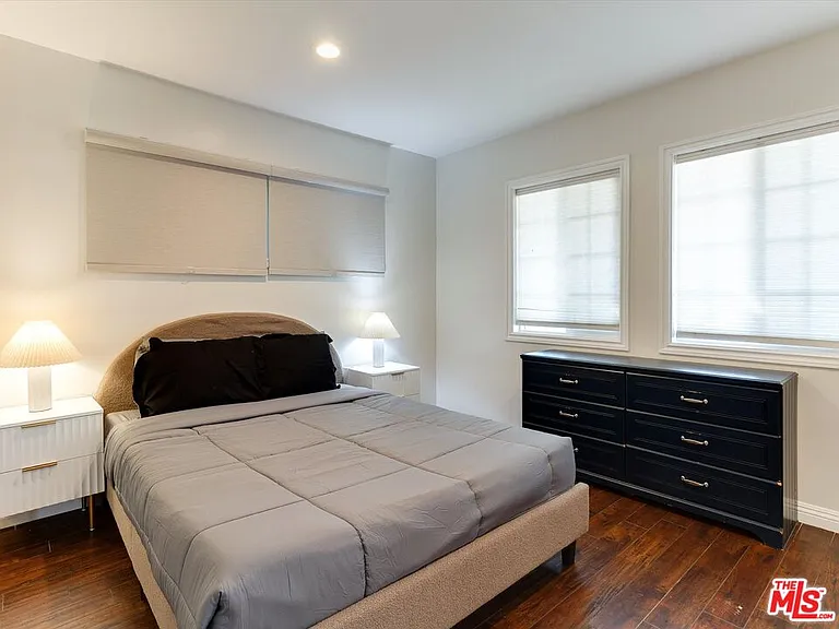 23109 Mariano St — Photo 17
