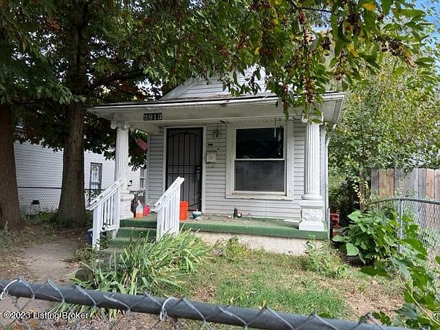 1st image of 2813 Griffiths Ave