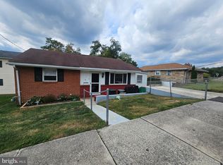 15 Park Ave, Frostburg, MD 21532