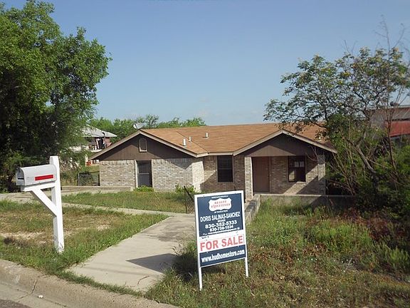 2nd image of 1647 Hillcrest Blvd