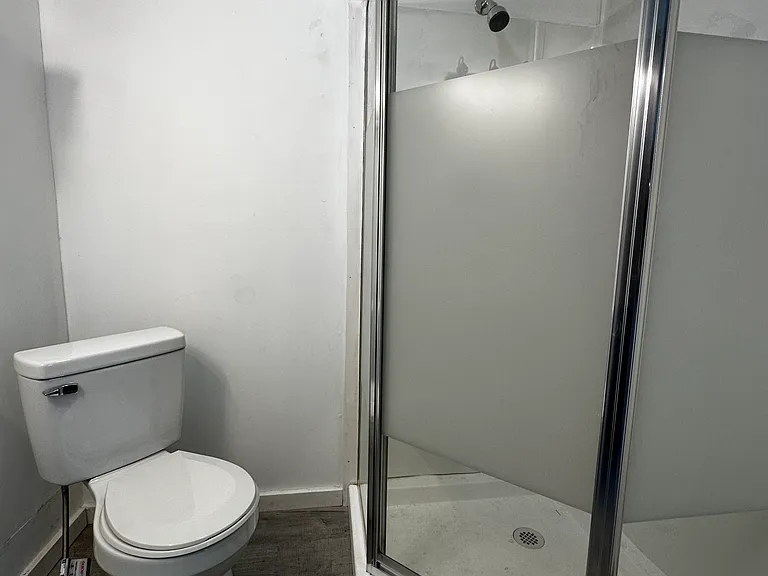 8232 Mercer St #2 — Photo 9