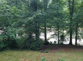3916 Lake Hills Rd, North Chesterfield, VA 23234