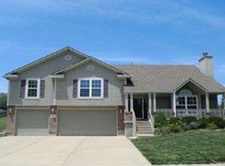 1509 Winchester Dr, Pleasant Hill, MO 64080
